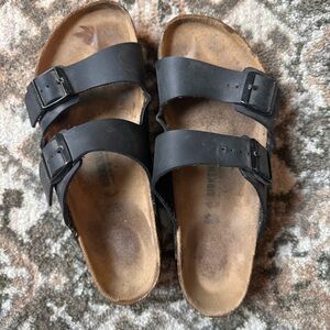 Men’s Black birks!